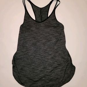 Lululemon what the sport singlet 2 tank top